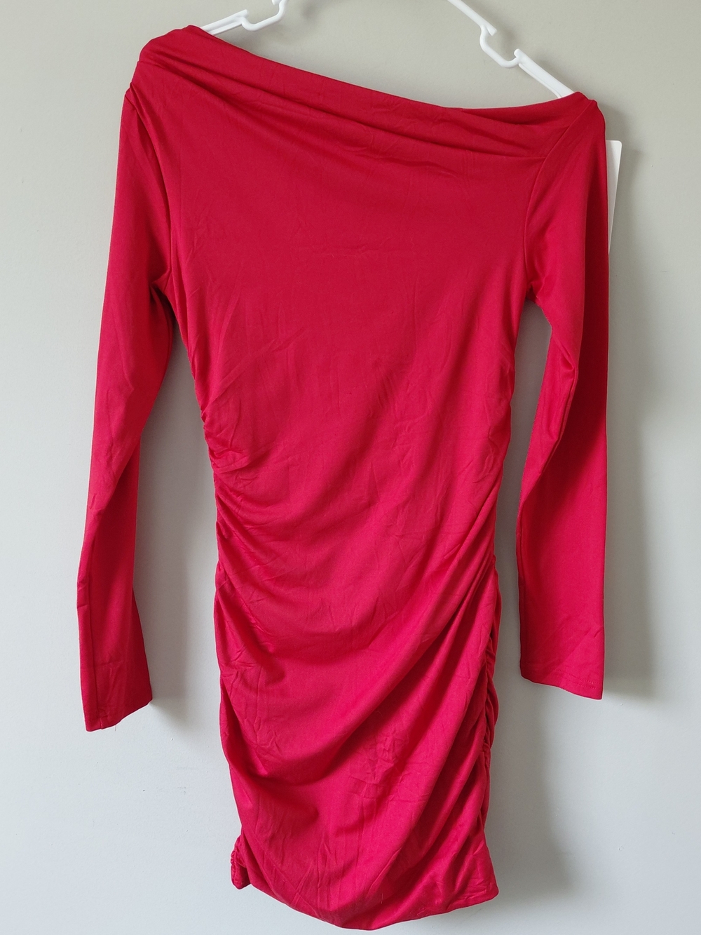 Red Off-Shoulder Ruched Mini Dress - Picture 5 of 5